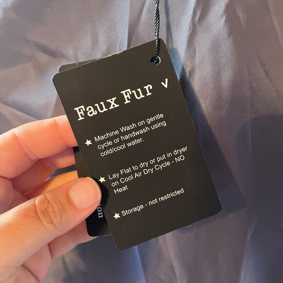 CELEBRITY FASHION | silver grey long fur like coat M NWT $119 - Picture 11 of 12